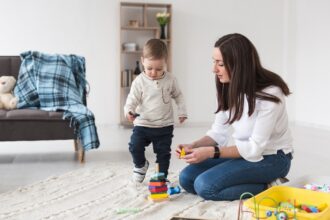 Cum încurajăm copilul să se joace ? (I)