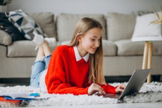 Adolescentul si siguranta pe internet